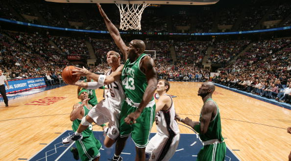 务背景下 务背景下