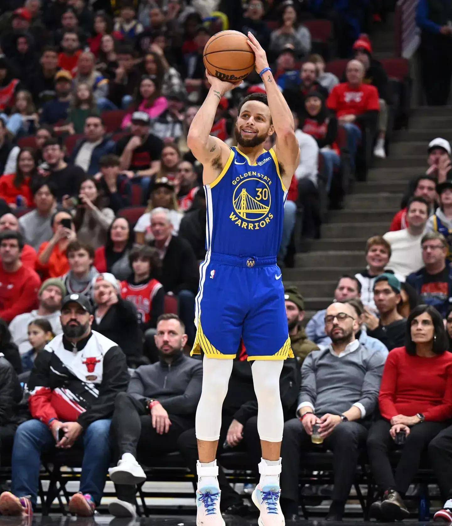 秀赛季并没 秀赛季并没